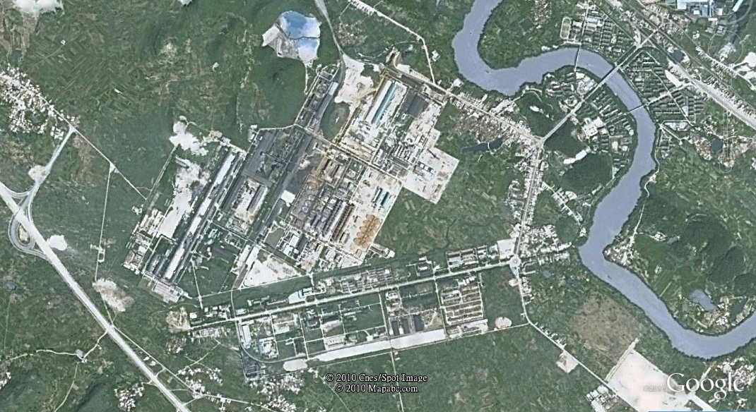 谷歌地球(卫星地图)平果县已经更新至2008年 